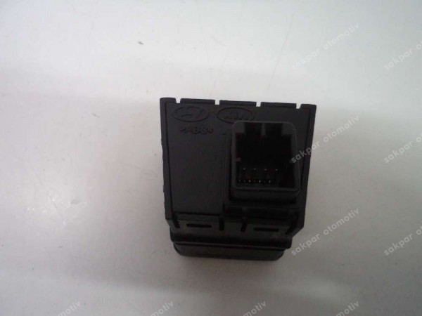 Hyundai İ20 Dörtlü Flaşör Kapı Kilit Düğmesi Orj 93790-C79004 CP (DE113)