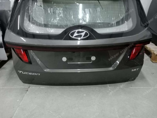 Hyundai Tucson 2021> 1.6 T-GDİ Bagaj Kapağı Dolu ( GRİ FÜME ) 72800-N7010 YP SP (BF110)