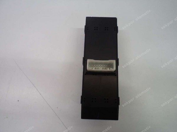 Hyundai İ20 Sol Cam Açma Düğme Takımı Orj 93570-C8110 CP (DE113)