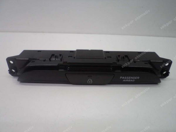 Hyundai İ30 Otomatik Kapı Kilit Düğmesi Butonu Orj 93770-G4000 CP (DE113)
