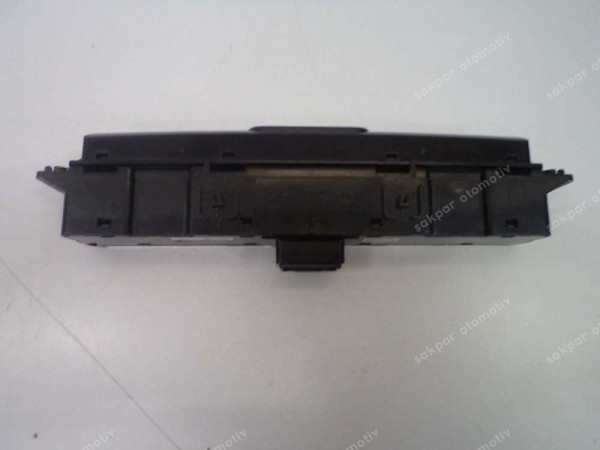 Hyundai İ30 Otomatik Kapı Kilit Düğmesi Butonu Orj 93770-G4000 CP (DE113)
