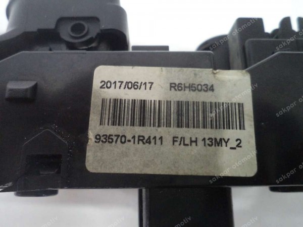 Hyundai Accent Blue Sol Ön Cam Düğmesi Orj 93570-1R411 CP HP  (DE113)