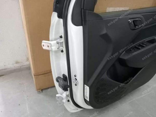 Hyundai İ10 Sağ Ön Kapı Dolu RHD ( BEYAZ ) 76004-K7000 SP YP (CA110)