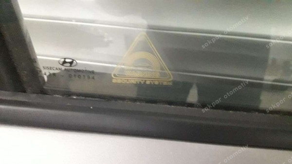 Hyundai İ10 Sağ Ön Kapı Dolu RHD ( KUMSAL GRİ ) 76004-K7000 SP YP (CA110)