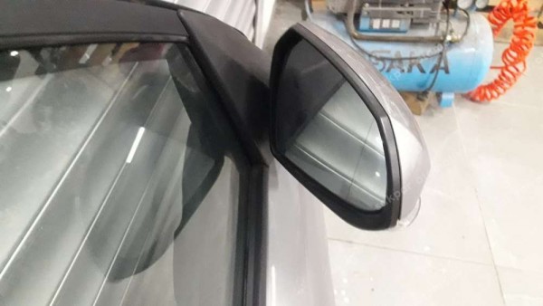 Hyundai İ10 Sağ Ön Kapı Dolu RHD ( KUMSAL GRİ ) 76004-K7000 SP YP (CA110)