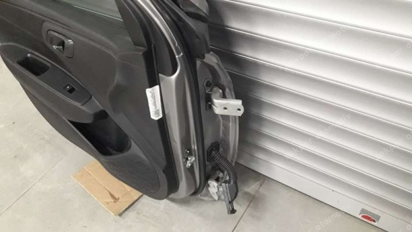 Hyundai İ10 Sol Ön Kapı Dolu RHD ( KUMSAL GRİ ) 76003-K7000 SP YP (CB110)