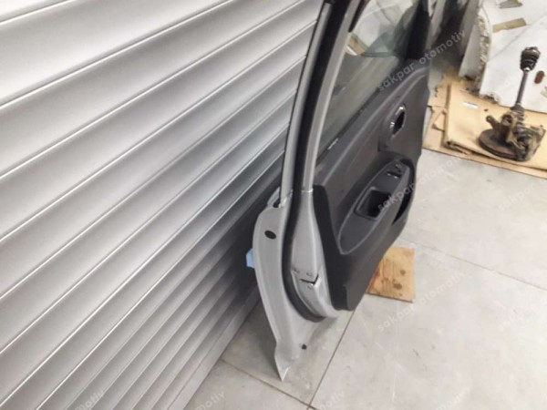 Hyundai İ10 Sol Ön Kapı Dolu ( GRİ ) 76003-K7000 SP YP (CB110)