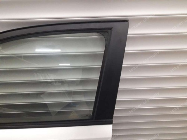 Hyundai İ10 Sol Ön Kapı Dolu ( GRİ ) 76003-K7000 SP YP (CB110)