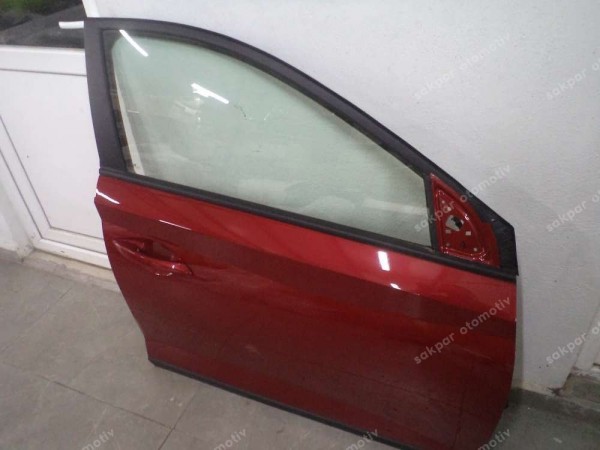 Hyundai Bayon Sağ Ön Kapı Orj ( KIRMIZI ) 76004-Q0400 SP YP (CB110)