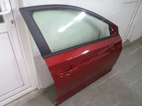 Hyundai Bayon Sağ Ön Kapı Orj ( KIRMIZI ) 76004-Q0400 SP YP (CB110)