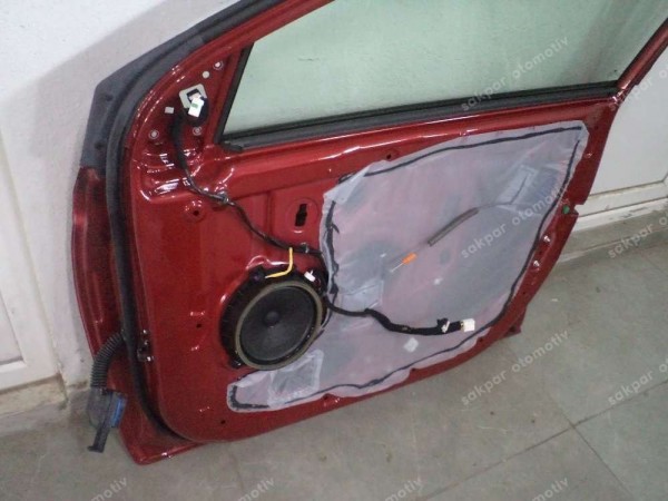 Hyundai Bayon Sağ Ön Kapı Orj ( KIRMIZI ) 76004-Q0400 SP YP (CB110)