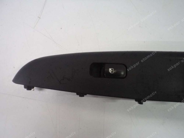 Hyundai İ20 Sol Arka Cam Açma Düğmesi Butonu Orj 83730-1J000 CP HP (DE113)