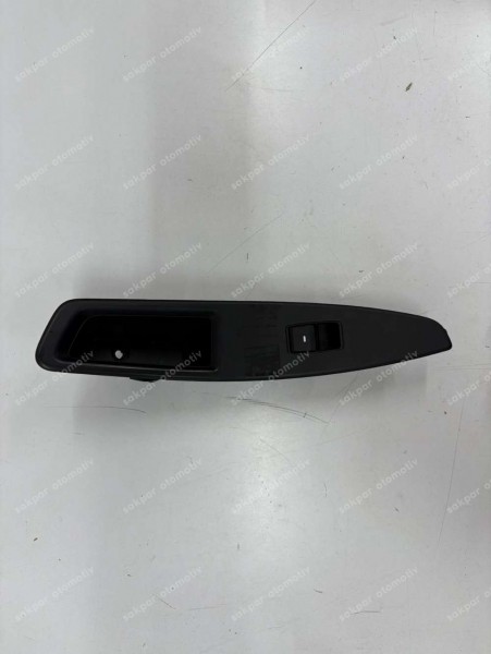 Hyundai İ20 Sol Arka Cam Düğmesi Çerçeveli 93580-C7010 (DE113)