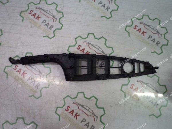 Hyundai Tucson Sol Ön Cam Düğmesi Çerçevesi Orj 3C1490-1110 CP (DE113)