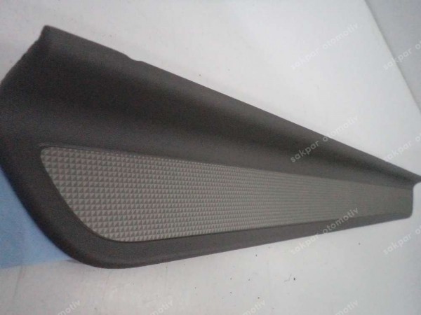 Renault Laguna 2 Sağ Eşik Kaplaması Orjinal 8200026635 YP (AE141)