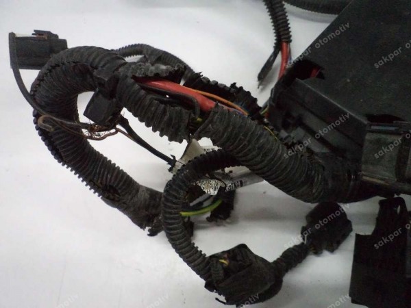 Ford C-Max Motor İçi Sigortalık Tesisatı Kablosu Orj. AM5T-14K733-KAC CP HP (TES8)