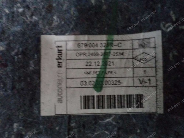 Renault Clio 5 5.5 Torpido Göğüs Keçesi 679004325R YP SP (IG110)