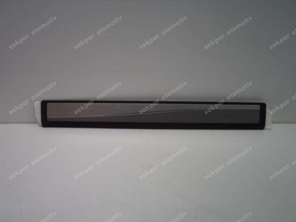 Renault Megane 2 Megane 3 Kapı Eşiği Bakaliti Orj. 768520014R CP