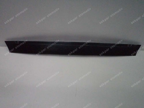 Renault Fluence Bagaj Kapağı Plakalık Lamba Çıtası 848100022R CP (AC110)