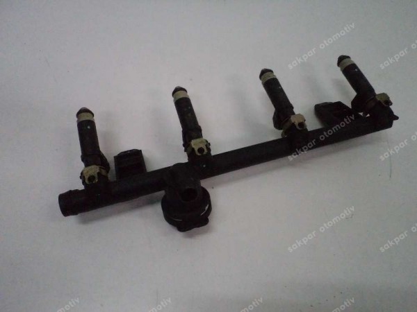 Renault Megane Clio Kangoo Yakıt Borusu Enjektör Galerisi Komple 7700274294 CP (DC135)