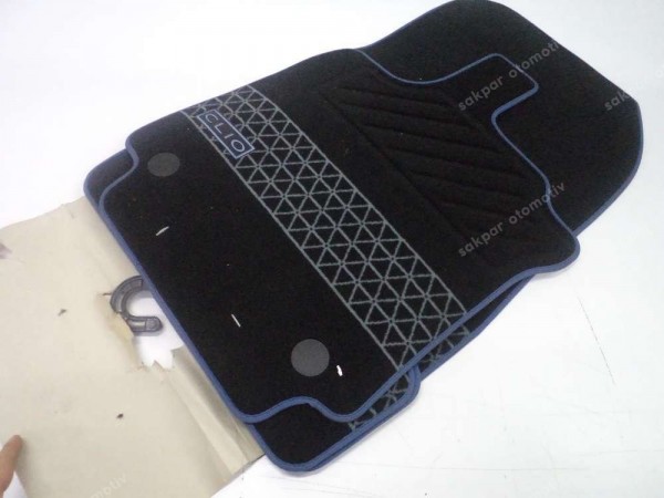 Renault Clio 4 Mavi Halı Paspas Takımı Orjinal 8201321303 YP (5A)