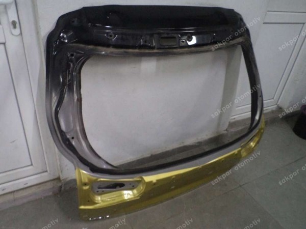 Toyota Yaris Cross Bagaj Kapağı Orjinal 67005-0D800 YP SP (AG110)