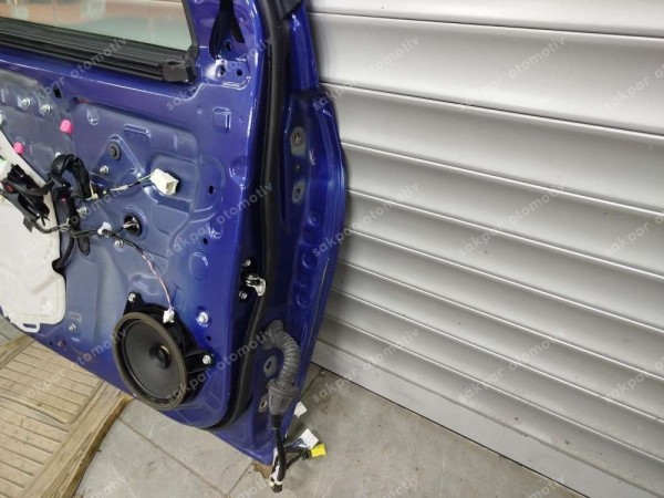 Toyota Yaris Sol Ön Kapı Mavi Dolu Orjinal 67002-K0020 CP HP (BD110)