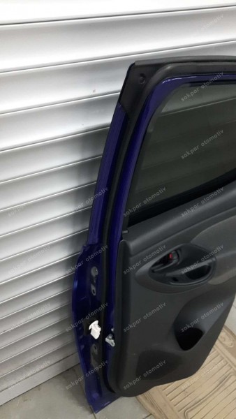 Toyota Yaris Sağ Arka Kapı Mavi Dolu Orjinal 67003-K0060 YP SP (BD110)