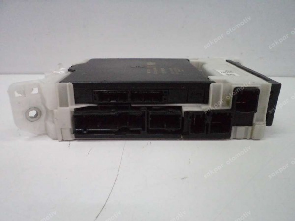 Toyota Yaris Sigorta Kutusu ve Beyni Orj 89221-K0020 82730-K0110 YP SP (DC1210)