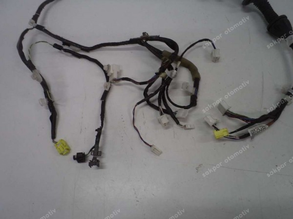 Toyota Yaris Cross Sağ Ön Kapı Tesisaı Kalosu 82151-0DQ40 SP YP (ZT100)