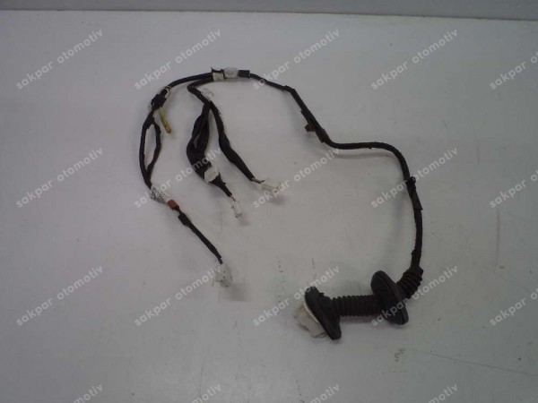 Toyota Yaris Cross Sol Arka Kapı Tesisaı Kalosu 82154-0DC50 SP YP (ZT100)