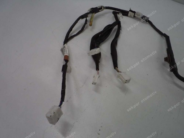 Toyota Yaris Cross Sol Arka Kapı Tesisaı Kalosu 82154-0DC50 SP YP (ZT100)