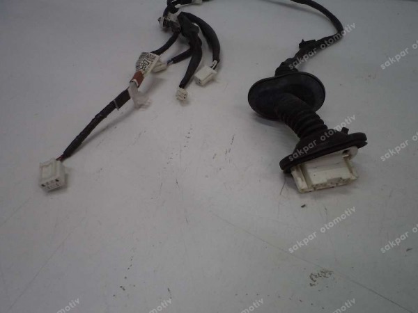 Toyota Yaris Cross Sağ Arka Kapı Tesisaı Kalosu 82153-0DD80 SP YP (ZT100)