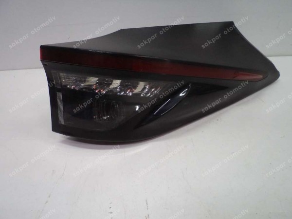 Toyota Yaris Cross Sağ Dış Stop Lambası 81550-0DE20 CP HP (AD110)