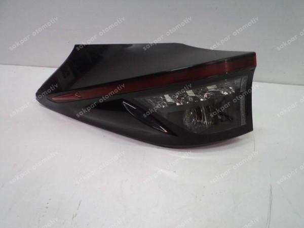 Toyota Yaris Cross Sol Dış Stop Lambası 81560-0DE20 CP HP (AD110)