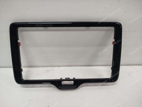 Toyota Yaris Orta Panel Kaplaması Çerçevesi 55405-K0030 SP HP (DA134)