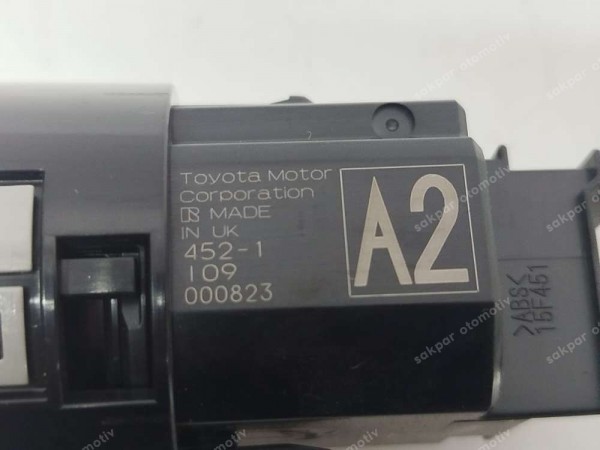 Toyota Yaris Hybrit Güç Kapama Power Butonu 89611-02190 SP (DE113)