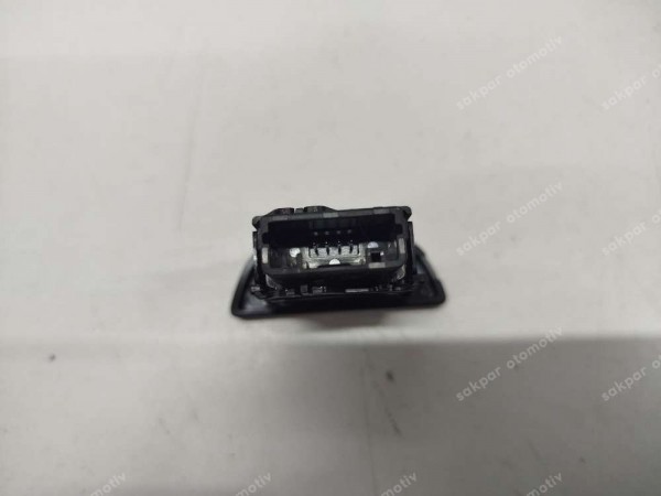 Toyota Yaris - Cross Dörtlü Flaşör Uyarı Düğmesi 843320-D220 (AF133)