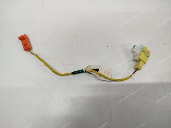 Toyota Yaris - Cross Yolcu Airag Kablosu Soketi 82140-K0020 (ZT100)