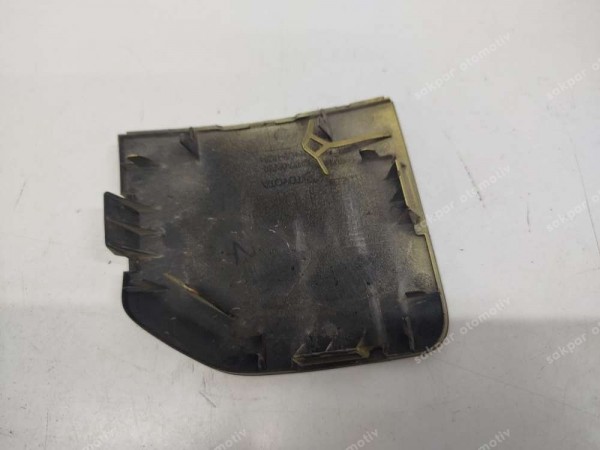 Toyota Yaris Cros Ön Tampon Çeki Demir Kapağı 52127-0DF40 (AE139)