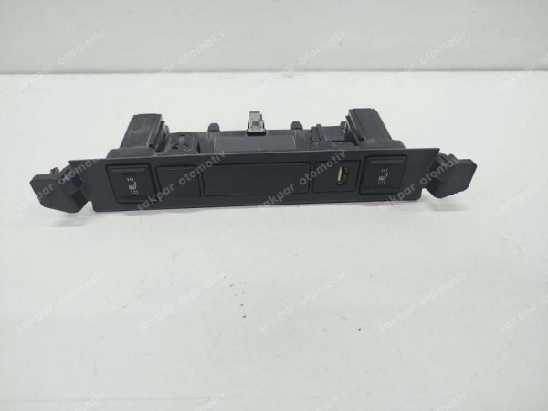 Toyota Yaris Cross Airbag Gösterge Paneli Koltuk Isıtma Düğmesi Çerçevesi 55407-0D020 SP (CF126)