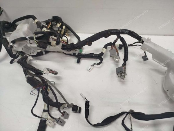 Toyota Yaris Cross Torpido Ön Göğüs Tesisatı Kablosu 82118-0DB40 SP YP (TES6)