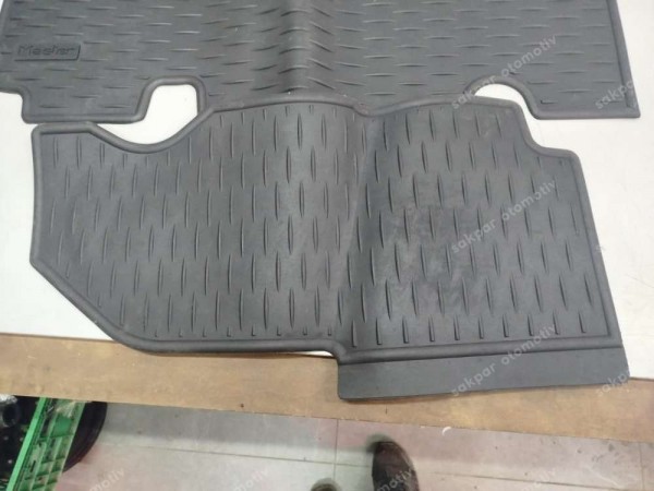 Renault Master 2 Ön Paspas Kauçuk Orjinal 8900200127 (5A)