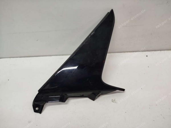 Toyota Yaris Cross Spoyler Sağ Kapak Parçası 76807-0D010 CP (DD126)