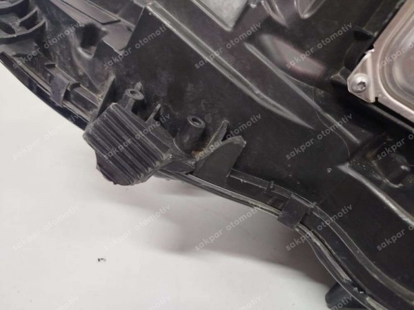 Renault Clio 5 İcon Sağ Far Led Orjinal 260107933R CP HP (AA120)