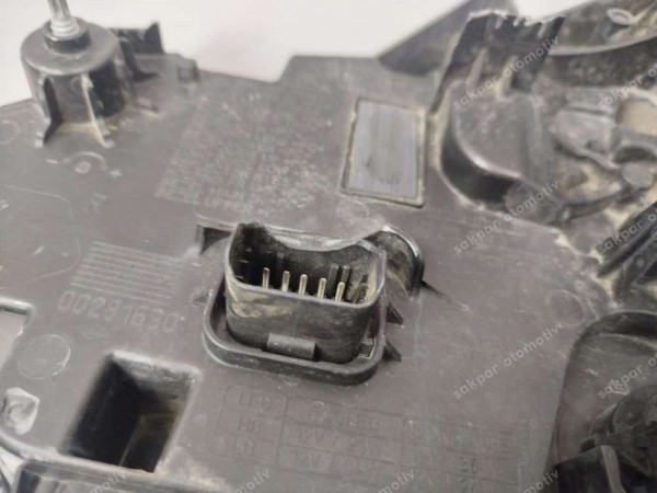 Renault Clio 5 İcon Sağ Far Led Orjinal 260107933R CP HP (AA120)