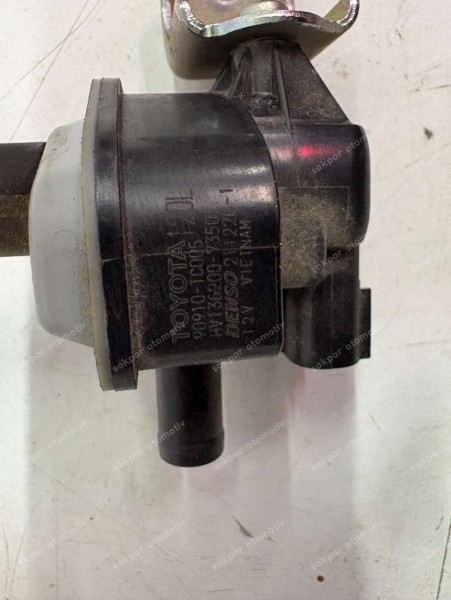 Toyota Yaris Vakum Pompası Orj. 90910-TC005 SP (DC1210)