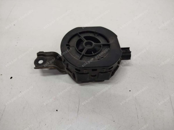 Toyota Yaris Hybrit Korna 86570-K0010 (DC1210)