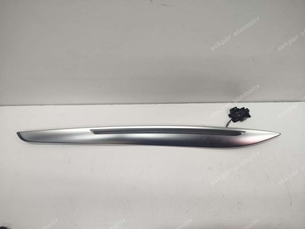 Renault Megane 4 Konsol Sağ Çerçeve Nikelaj Çıtası Led 969301794R 266026826R SP (AC110)