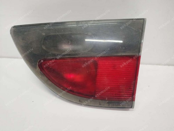 Renault Megane 1 Sağ İç Arka Stop Lambası Orj 7700838533 CP (GH112)